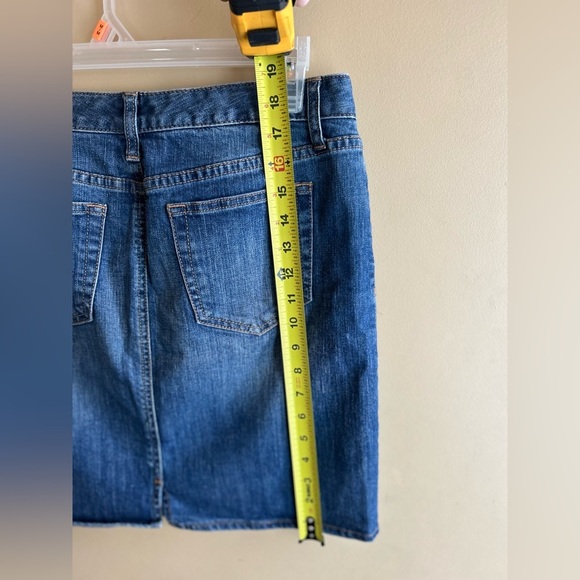 Tommy Hilfiger denim skirt - Picture 8 of 12